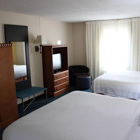 Fairfield Inn & Suites Kansas City Ліберті Екстер'єр фото