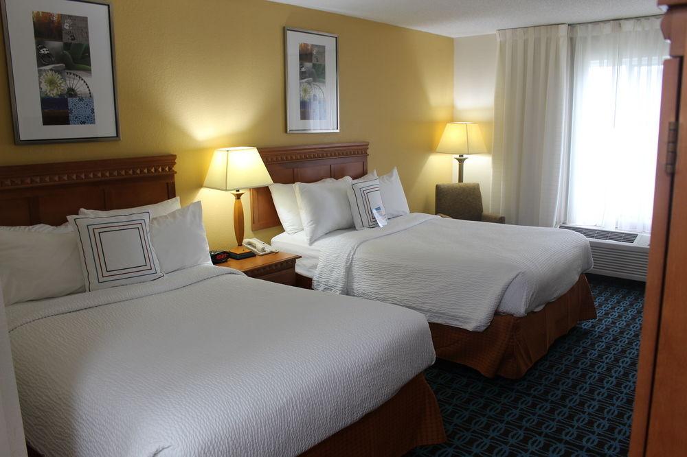 Fairfield Inn & Suites Kansas City Ліберті Екстер'єр фото