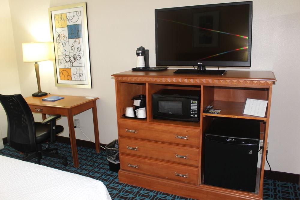 Fairfield Inn & Suites Kansas City Ліберті Екстер'єр фото