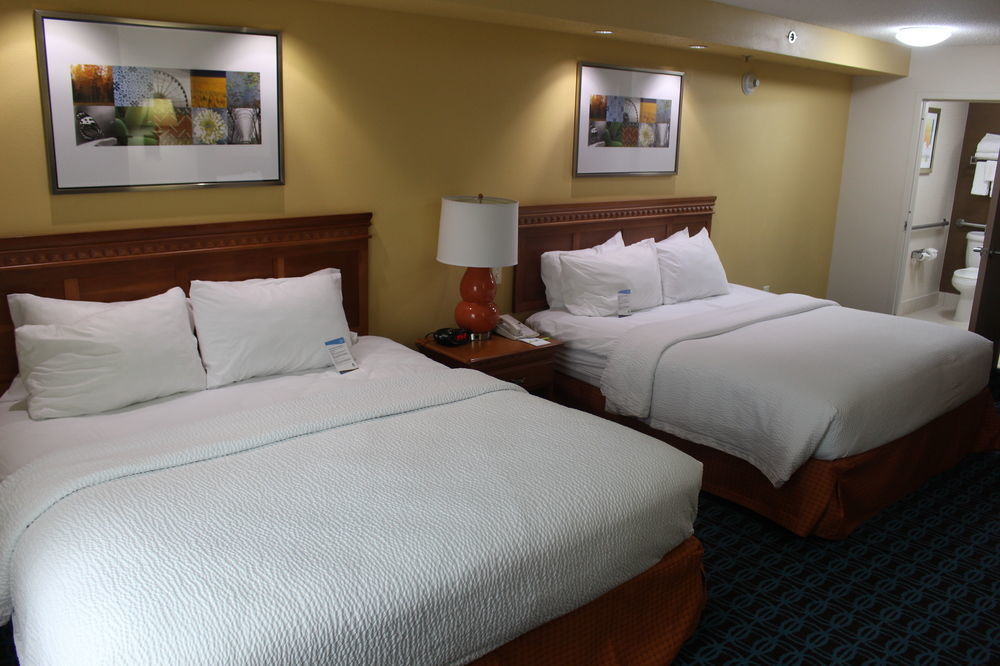 Fairfield Inn & Suites Kansas City Ліберті Екстер'єр фото
